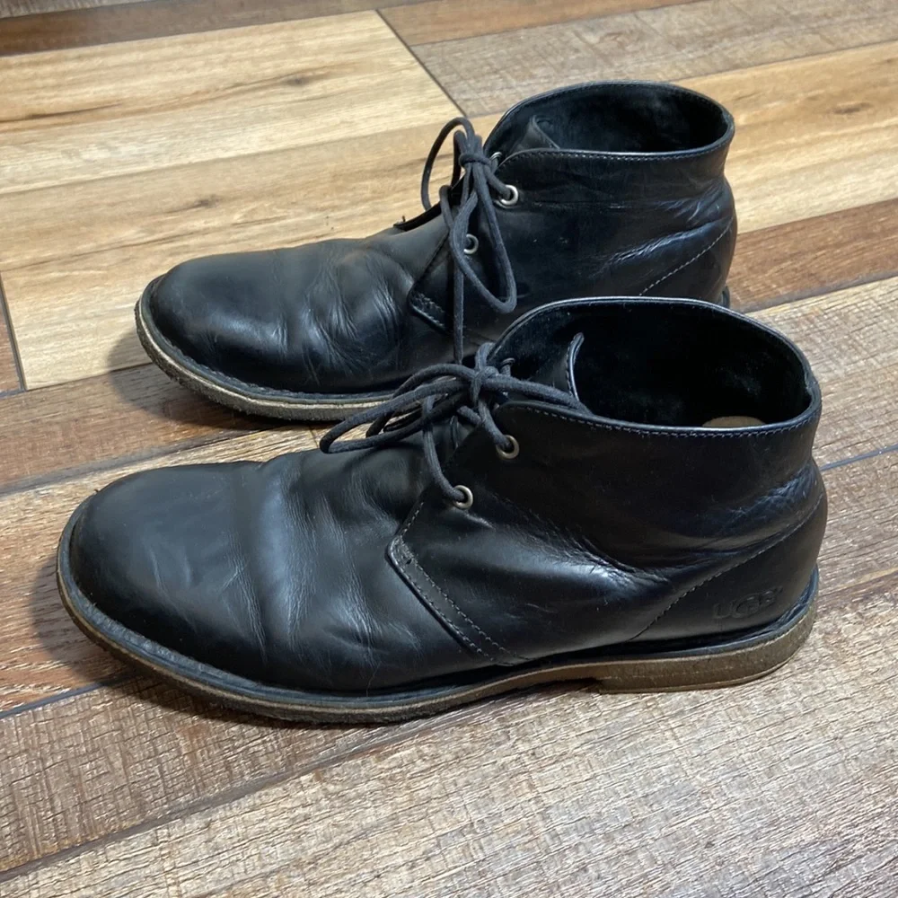 UGG Leather Chukka Boots Size 8.5?